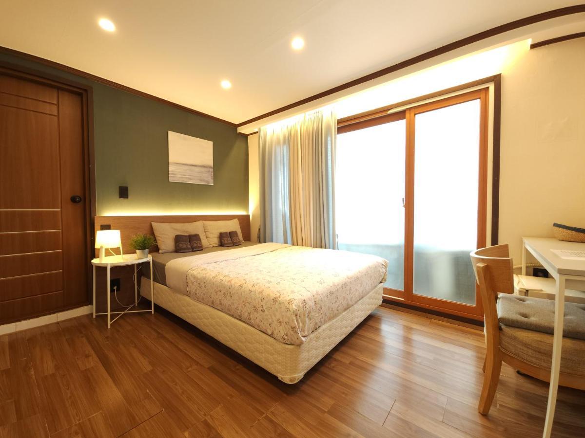 Oyo Rooftop Hostel โซล ภายนอก รูปภาพ