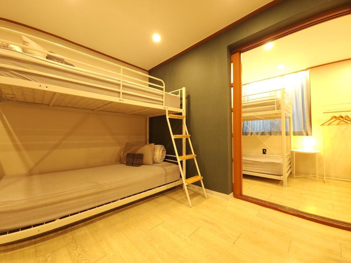 Oyo Rooftop Hostel โซล ภายนอก รูปภาพ